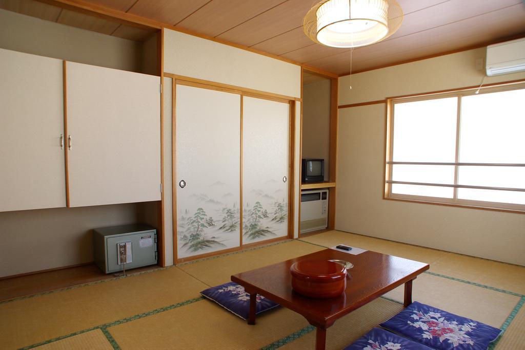 Minamiuonuma Hotel Elm Ishiuchi מראה חיצוני תמונה